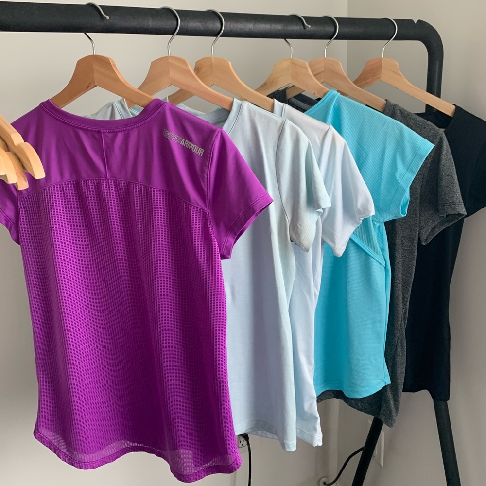 Under armour/ Nike women’s clothes